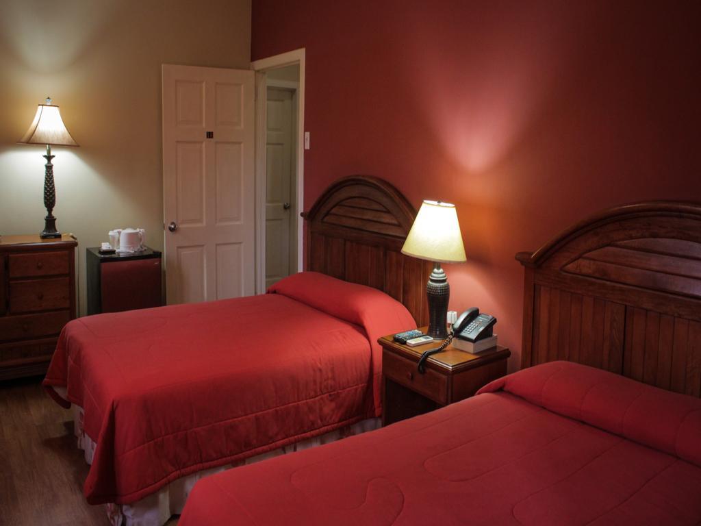 Port of Spain L'Orchidee Boutique Hotel מראה חיצוני תמונה