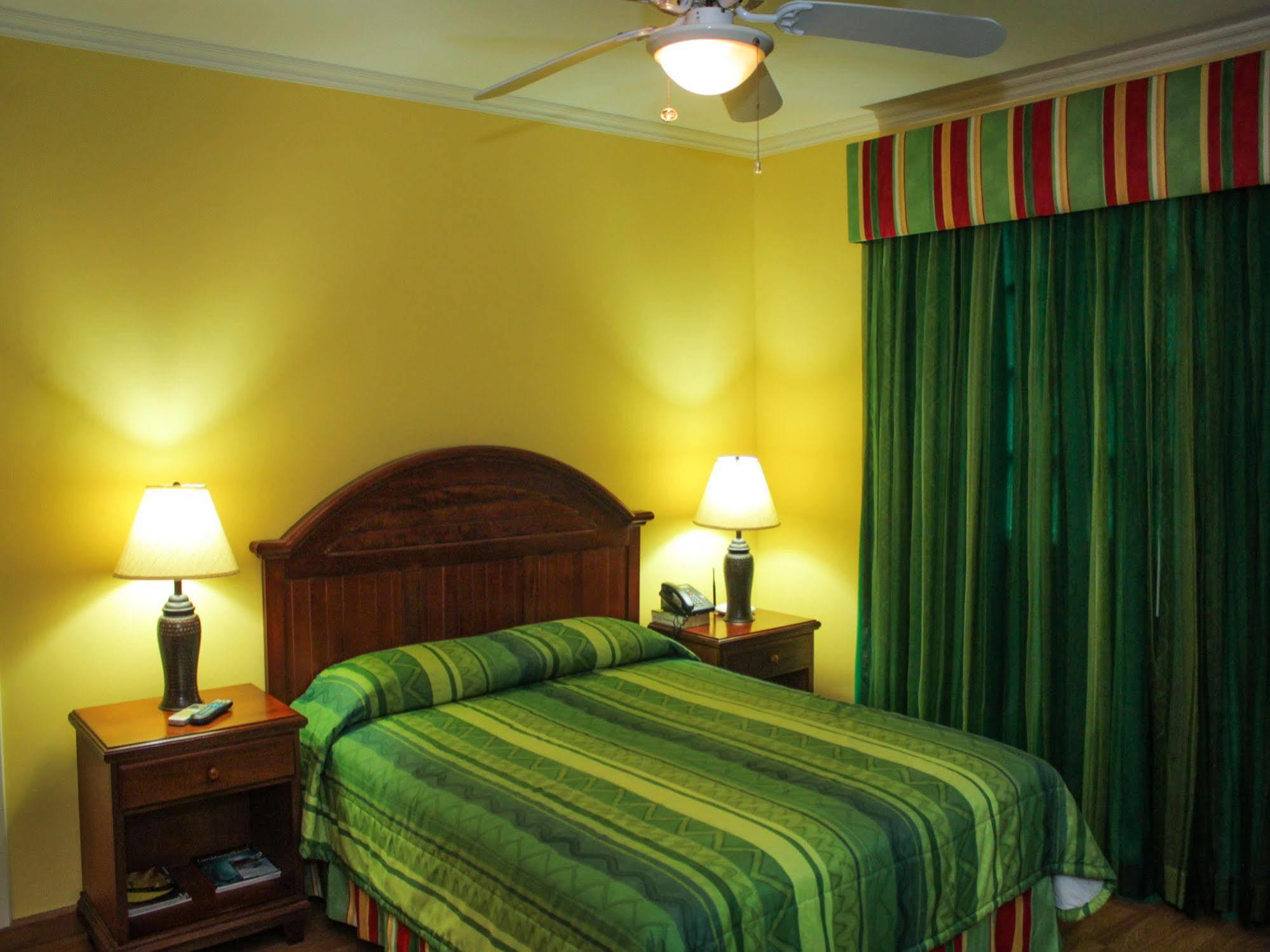 Port of Spain L'Orchidee Boutique Hotel מראה חיצוני תמונה