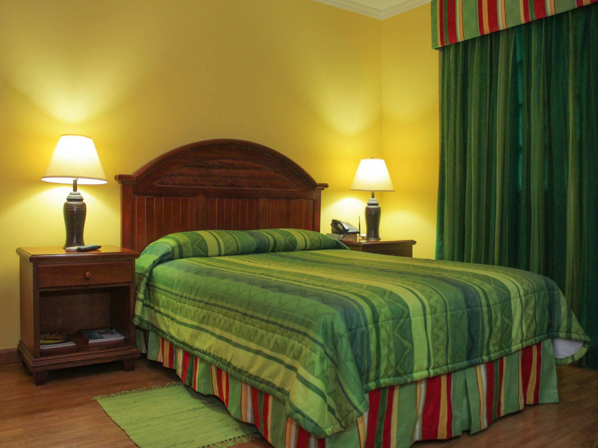 Port of Spain L'Orchidee Boutique Hotel מראה חיצוני תמונה